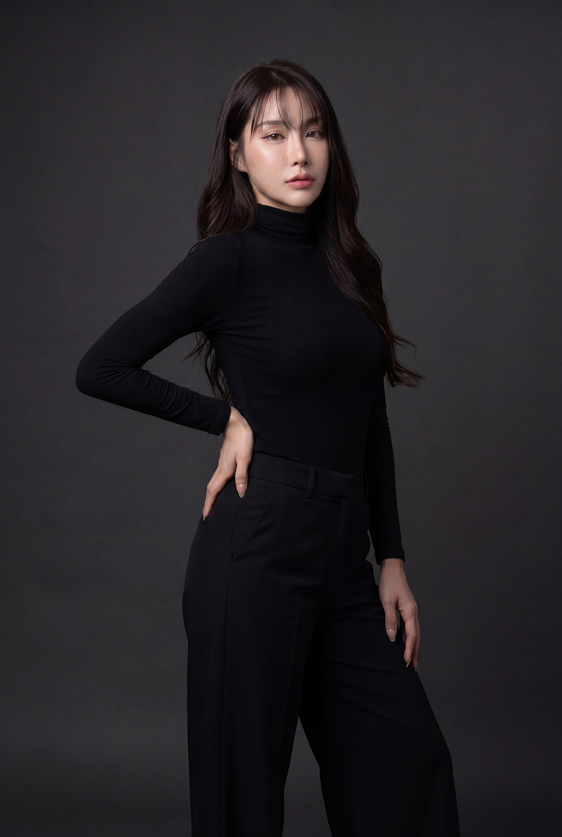 Editorial Monochrome